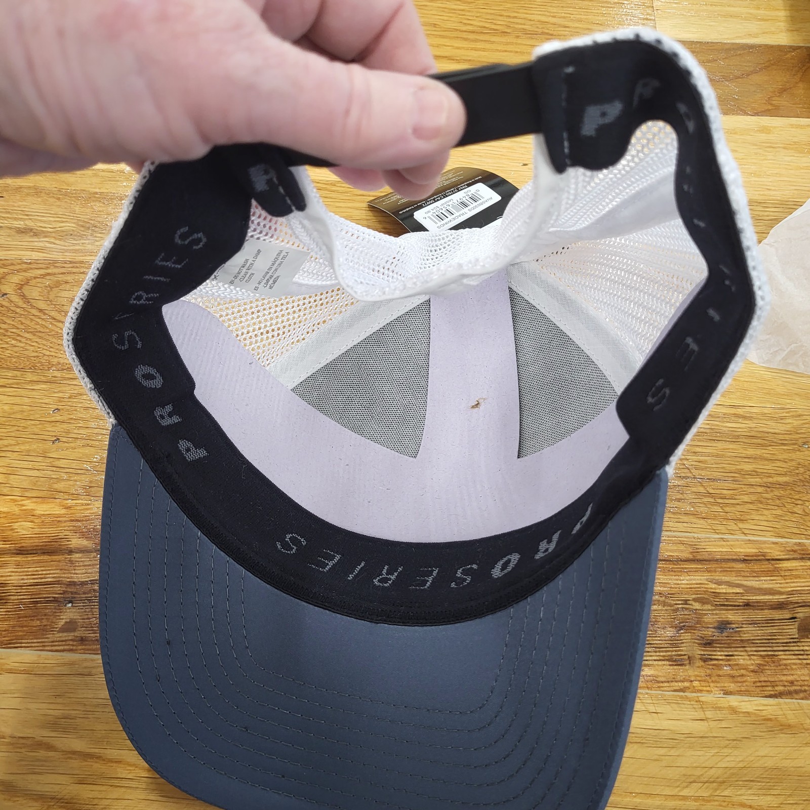 PGA Tour Pro Series Airflux Logo Tradewind Golf Cap Snapback Adjustable Vented