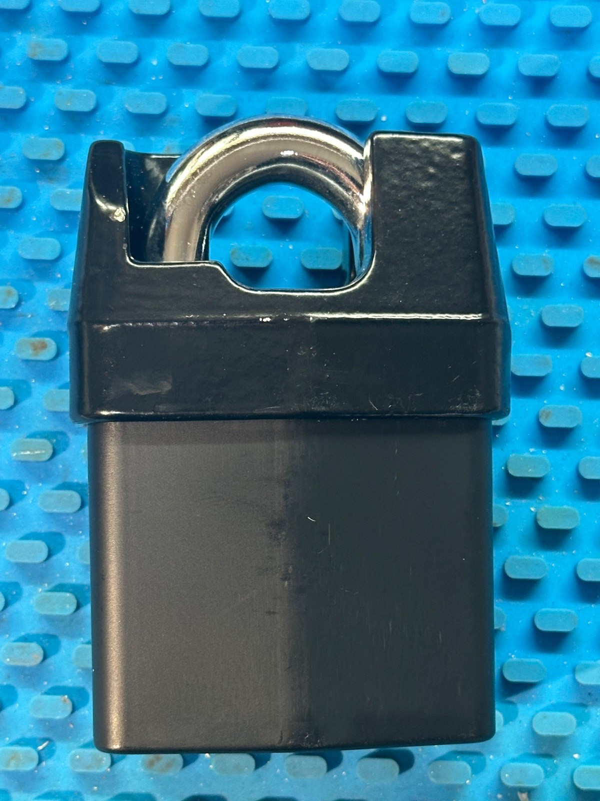 MasterLock 6727 ProSeries Padlock Installed Cylinder Schlage SC1
