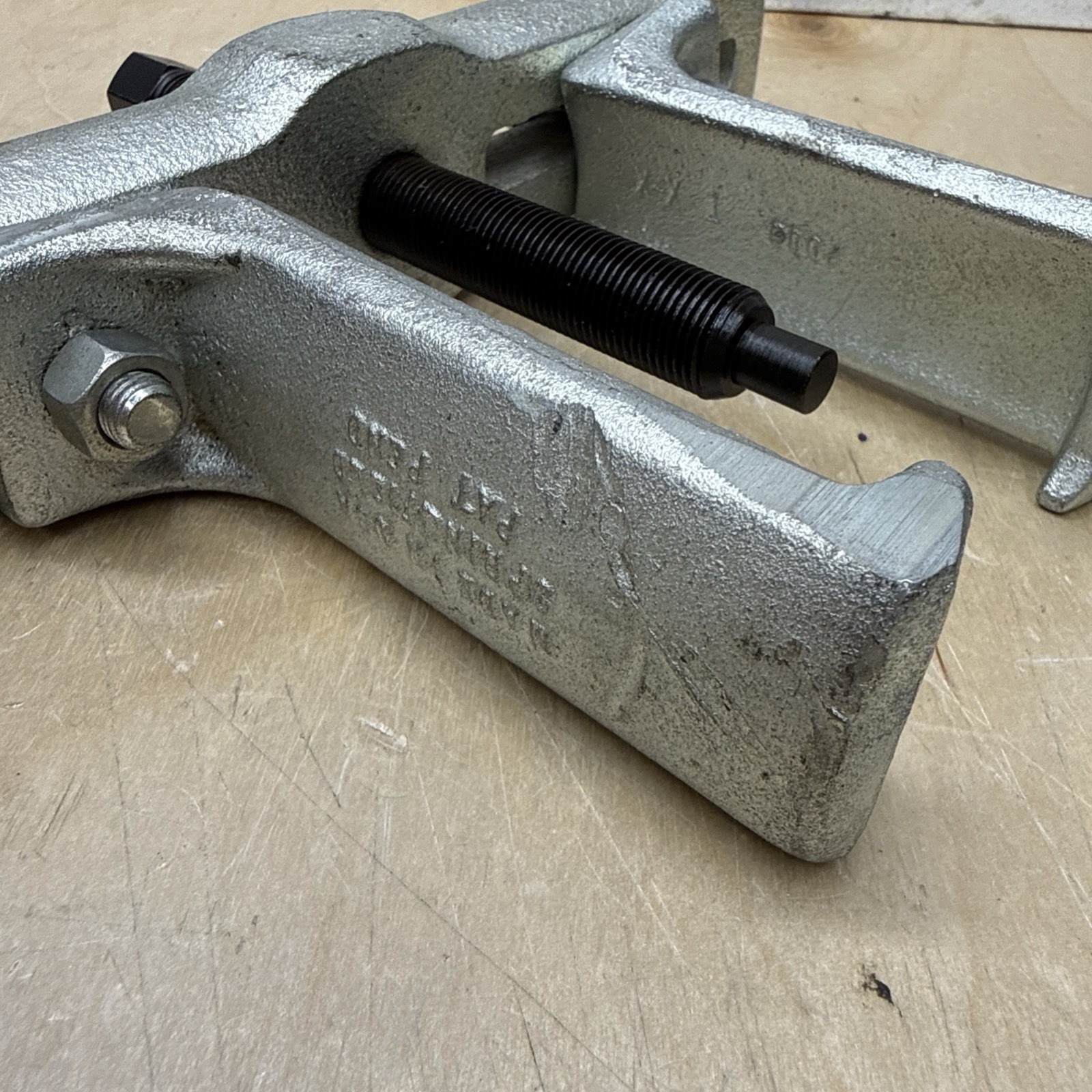 Made In USA Springfield Heavy Duty Adjustable Puller Tool