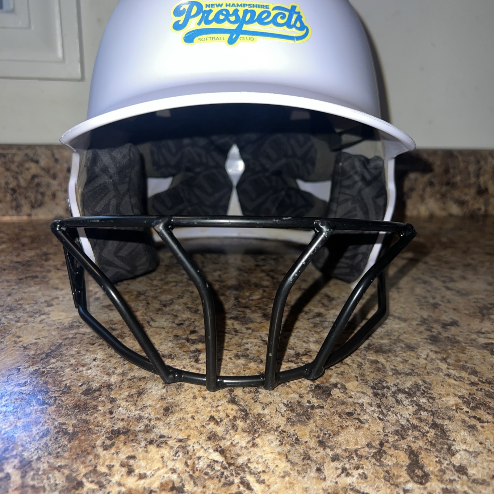 EvoShield XVT 2.0 Matte White Softball Batting Helmet Size medium large