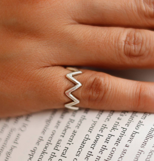 Simple Style Zig Zag Toe Ring For Wife In Solid Metal White Gold Plated Silver
