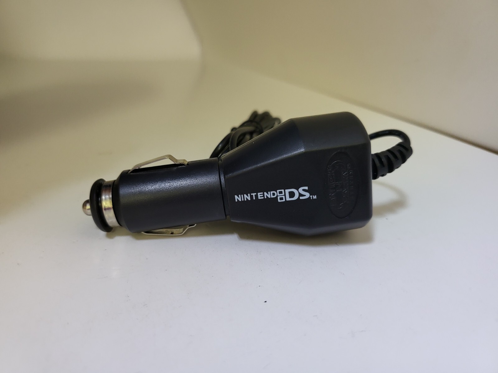 NEW Authentic OEM Nintendo BLACK 12 Volt DC Car lighter Charger for DS lite #Y11