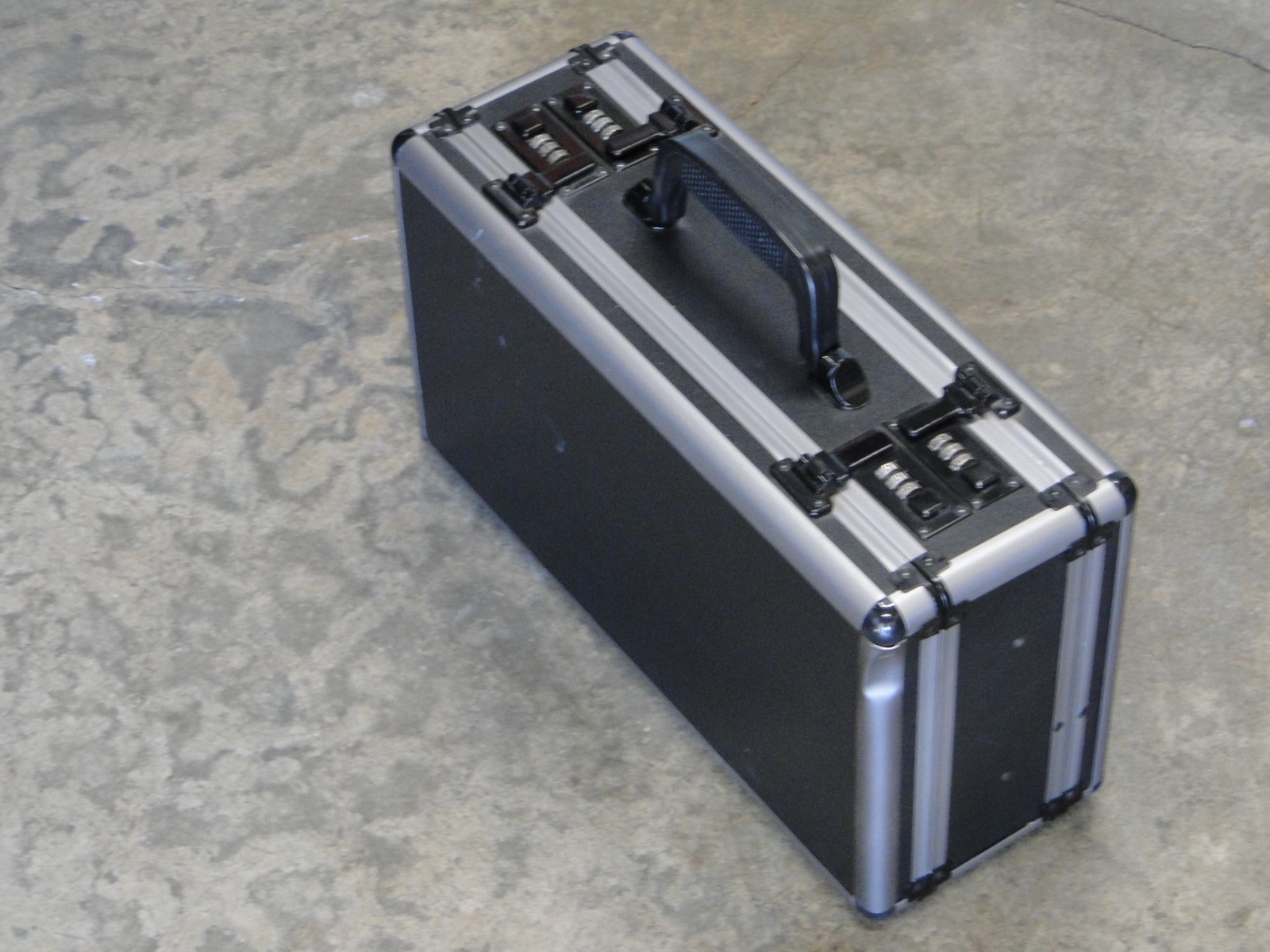 DUEL SIDED COMBINATION HANDGUN CASE