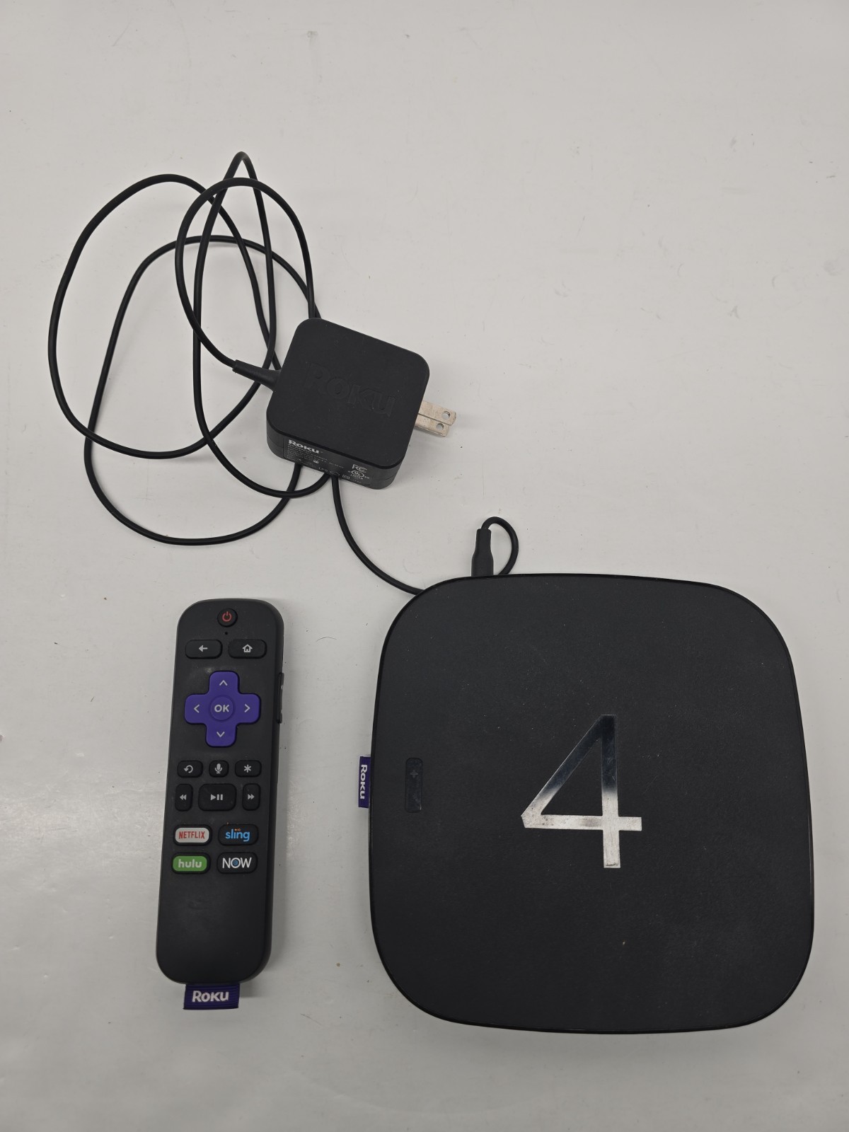 Roku 4 (Model 4400x) 4K UHD Streaming Player+Remote+Adapter (Used)