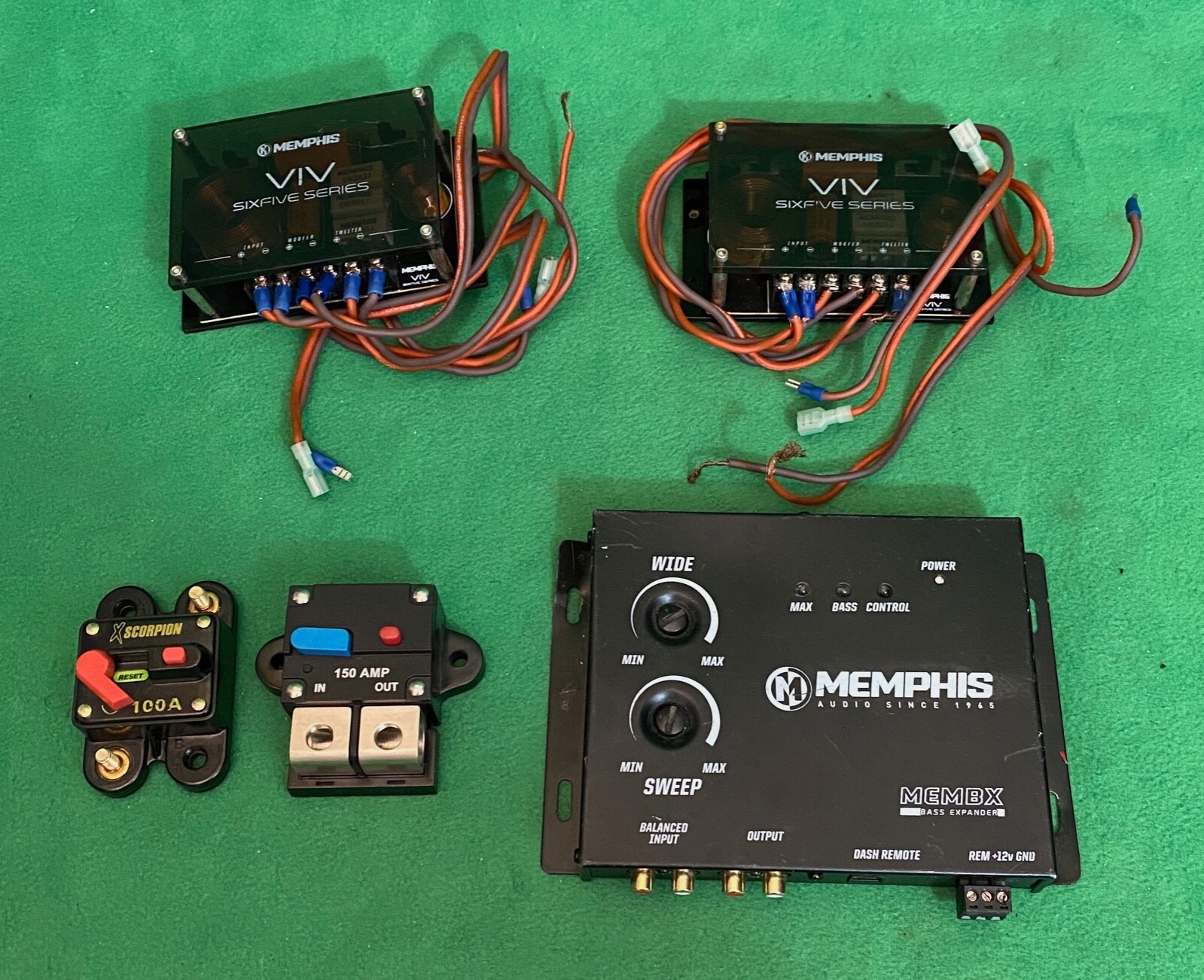 Memphis Audio MEMBX Bass Expander & Memphis Audio VIV Six Five Series Crossover.