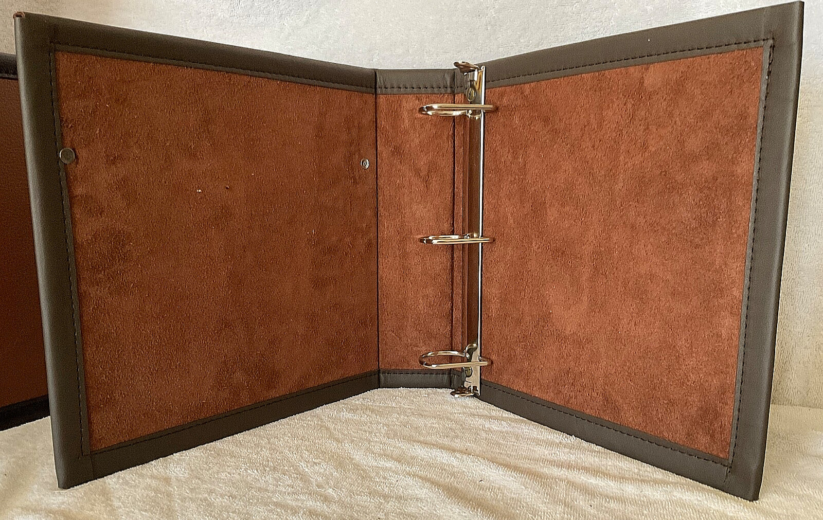 MATCH PAIR MINI SNAFFLE BIT ON DARK CHOCOLATE BROWN LEATHER 2" 3 RING BINDER