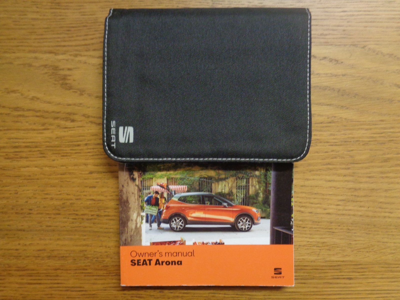 Seat Arona Owners Handbook Manual and Pack 17-21