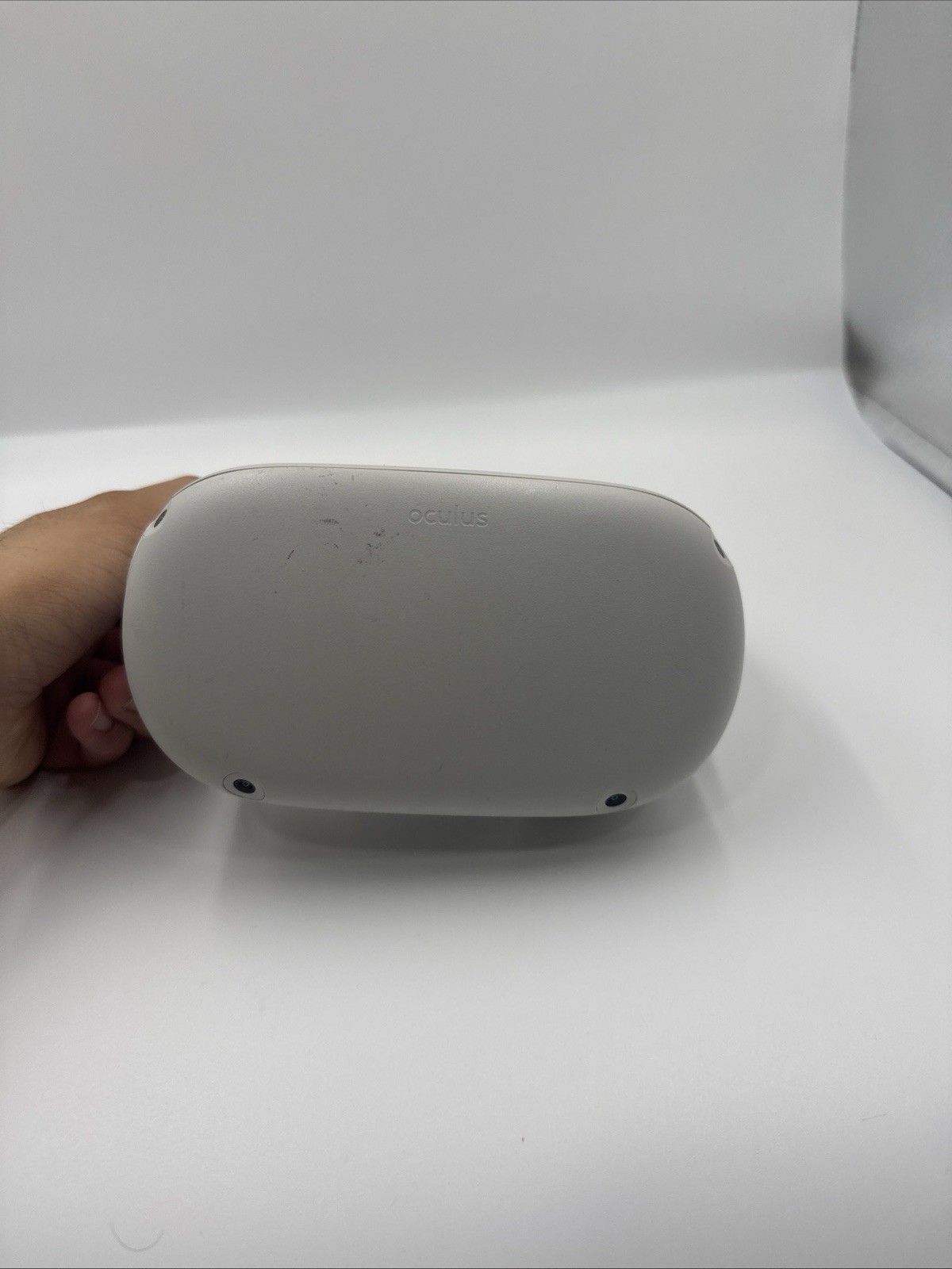 Meta Oculus Quest 2 Standalone VR Headset - White HEADSET ONLY Read