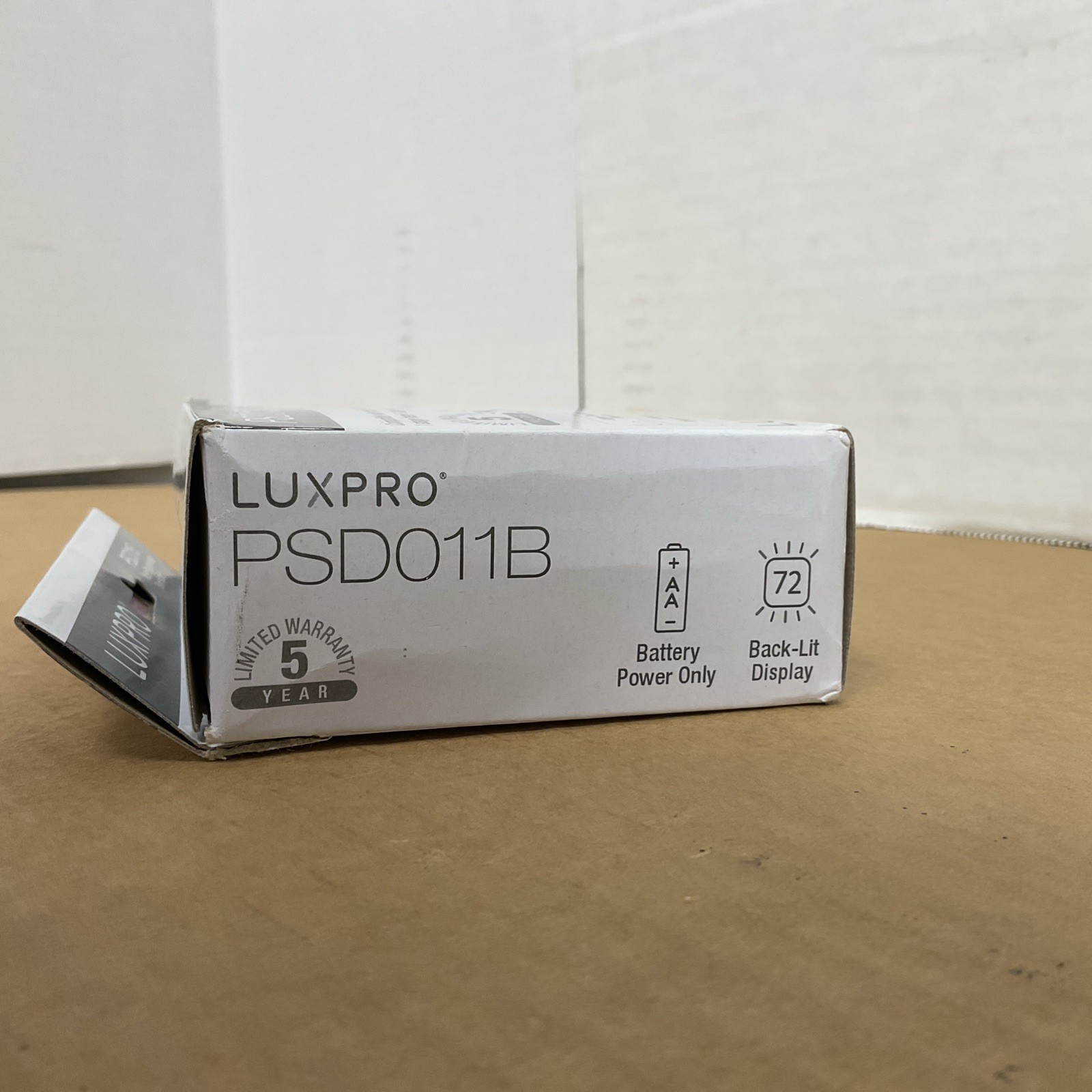 LuxPRO PSD011B Pro-Spec Battery Powered Digital Thermostat #PSD011B