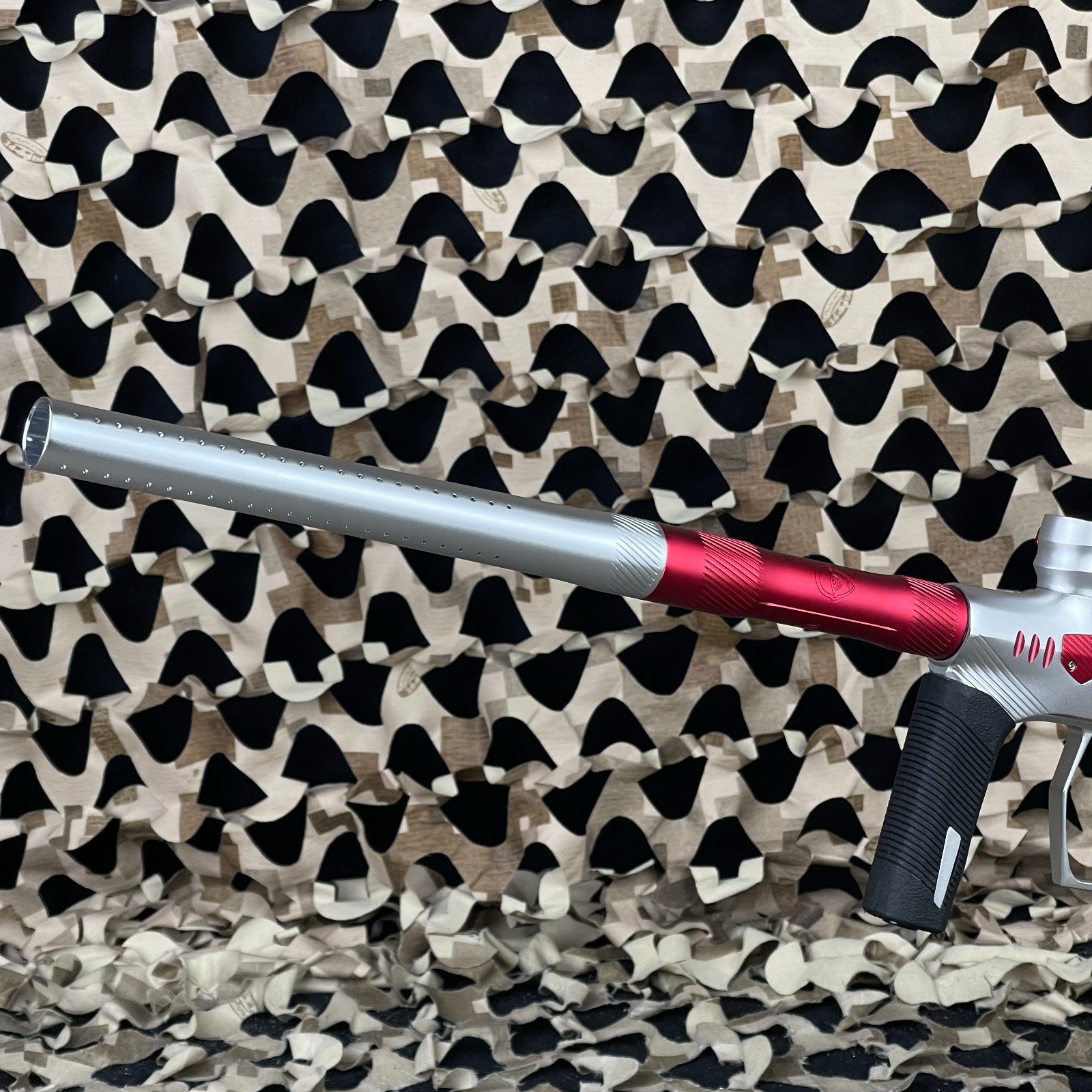 NEW Method DLX Shocker Era Paintball Gun - White/Red