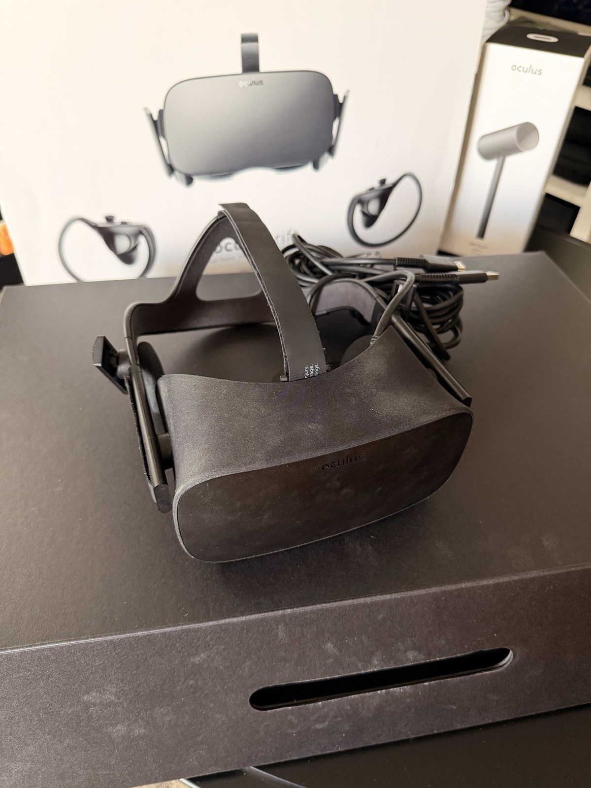 Oculus Rift CV1 VR Headset Bundle w/ Touch Controllers + 3 Sensors Complete