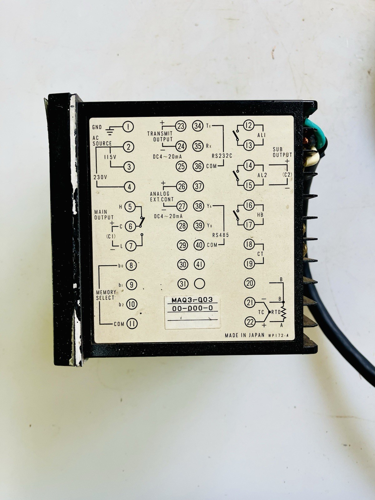 Barber-Colman MAQ3-00300-000-0 Temperature Controller