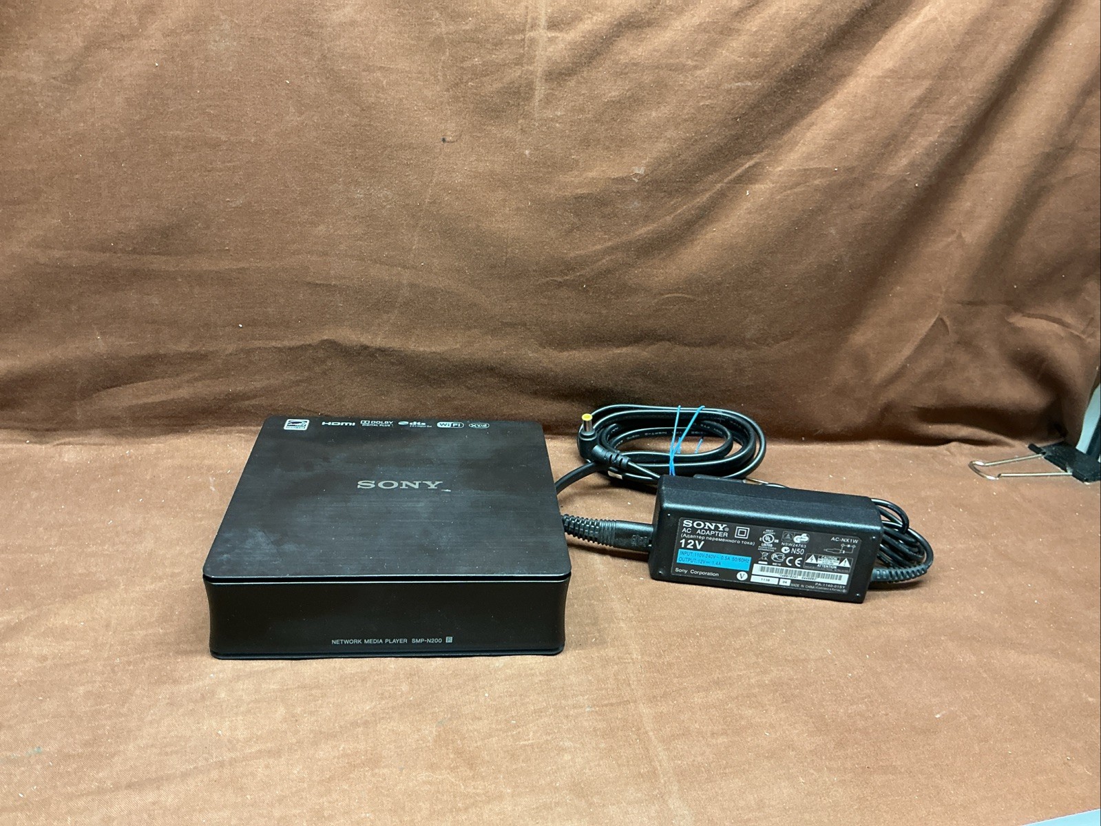 Sony SMP-N200 Network Media Player / Power Adapter EB-19721