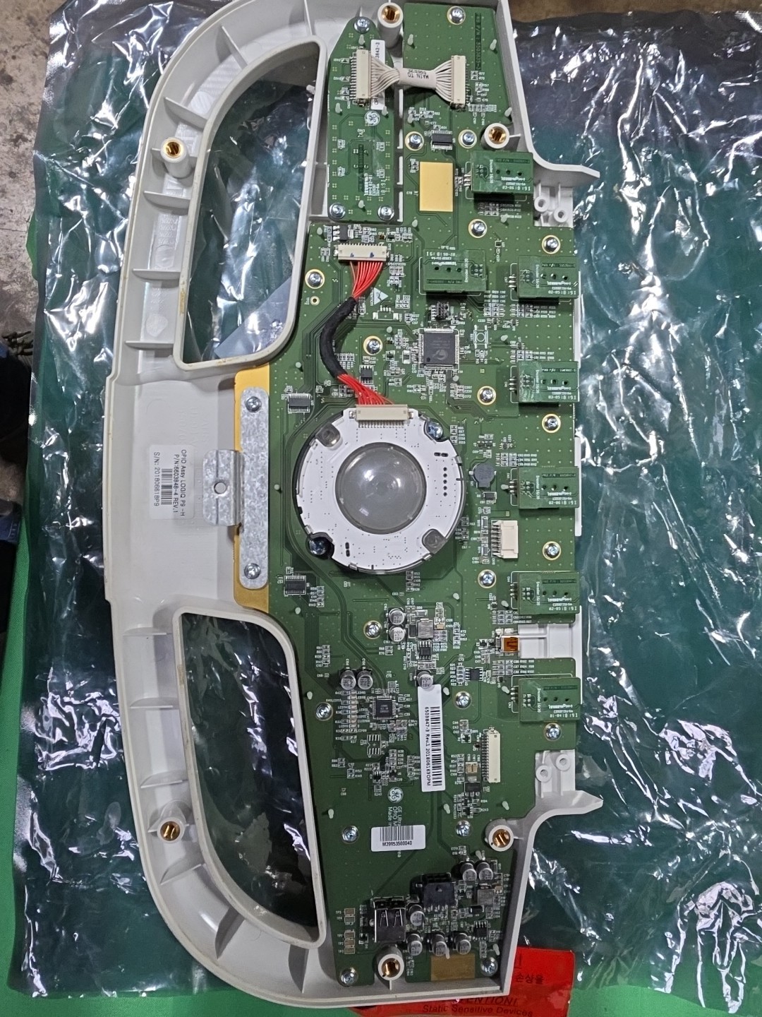 GE Logiq P9 OPIO Lower Operator Panel 6603848-4 With Trackball