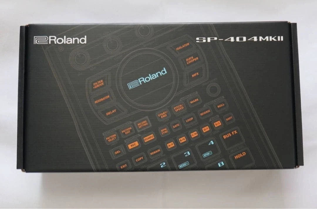 ROLAND SP-404MKII Sampler Effector SP404MKII 404MK2 404 MKII MK2 MK II 2 Japan