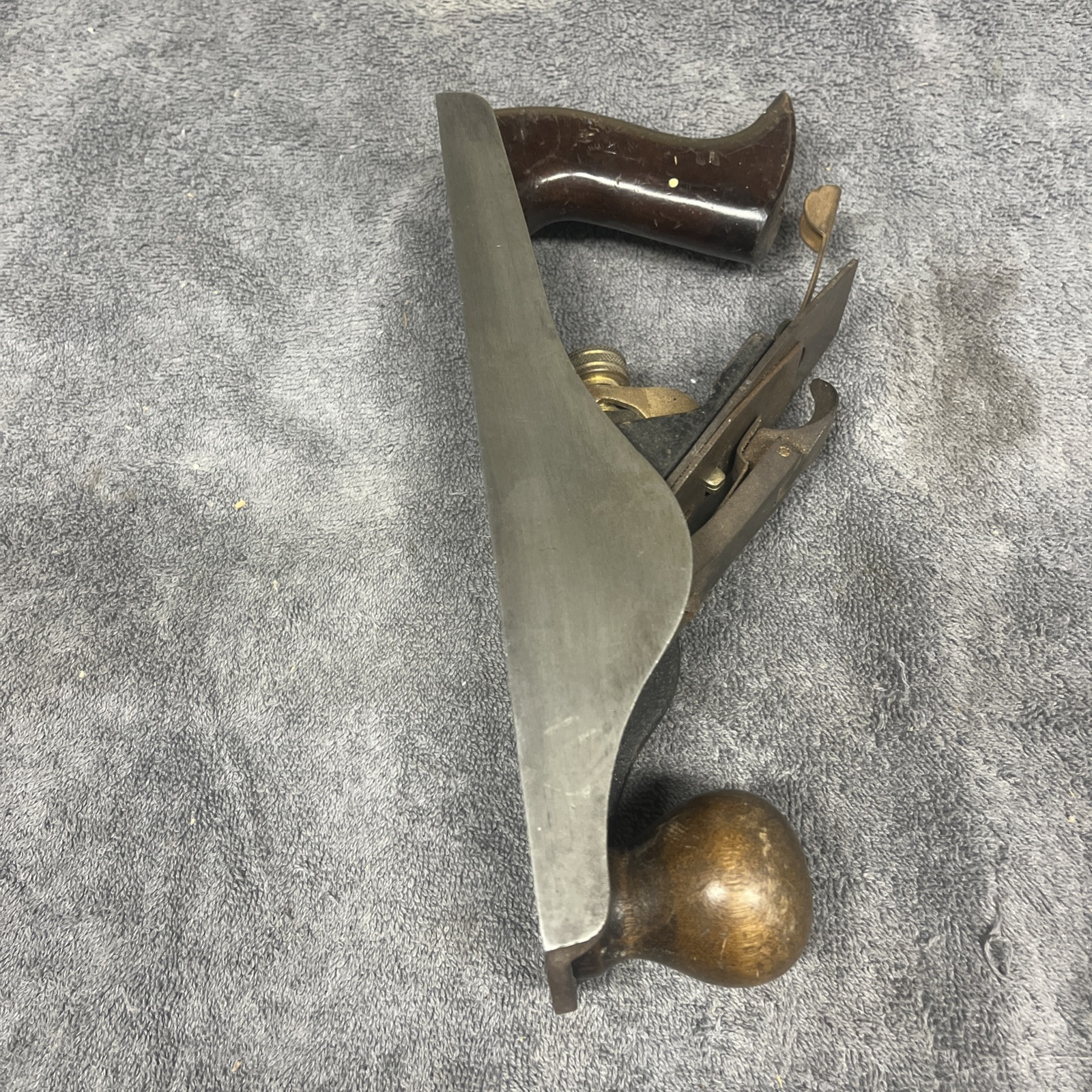 VINTAGE 10" Red Diamond flat bottom wood plane