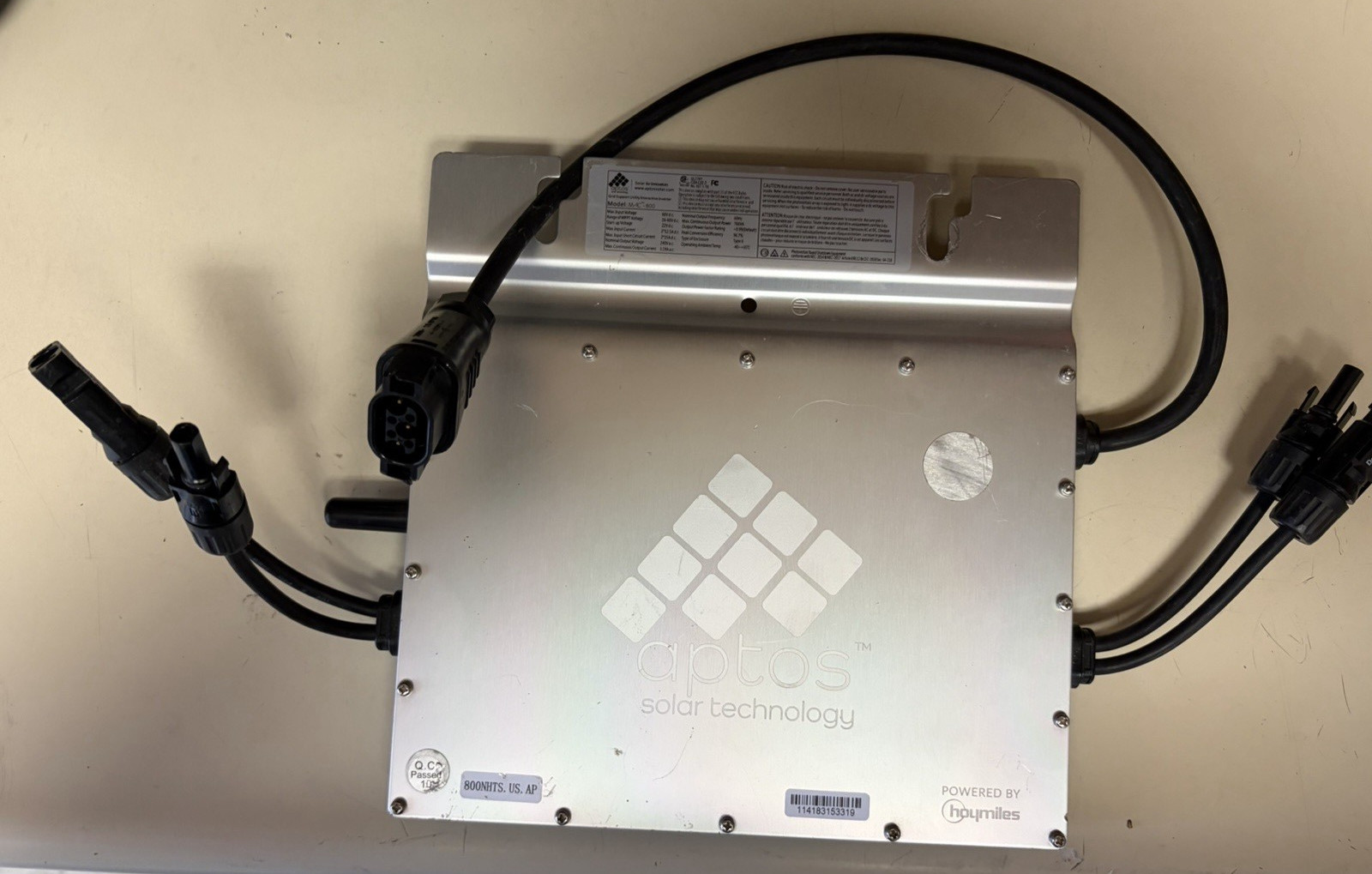 One aptos MAC-800 Grid Tied Microinverter Two Solar Panels to 240V AC