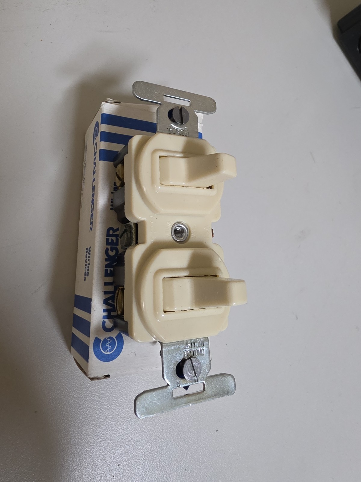 Challenger Combination 3 Way 15A Quiet Switch. 120/277VAC. Ivory.  New
