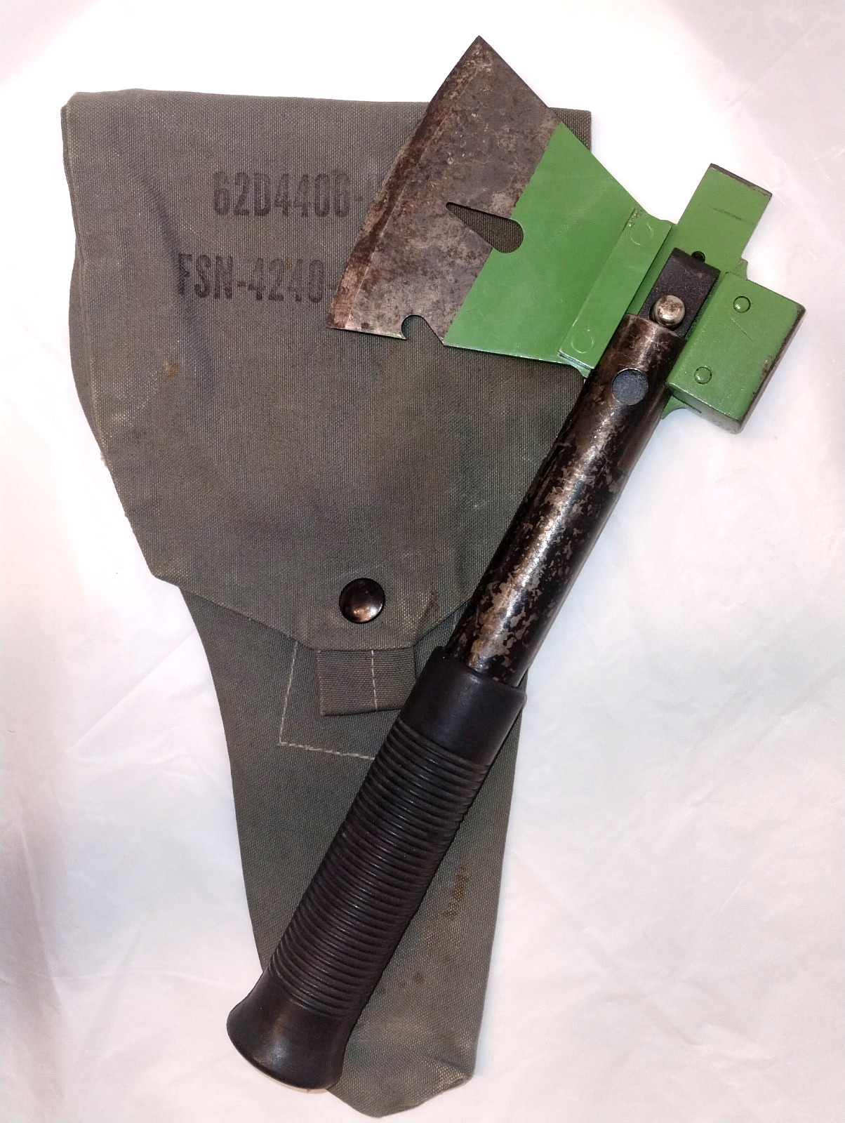 Vietnam US Army Crash Hatchet Hammer Saw Chisel Survival Tool with Carrier