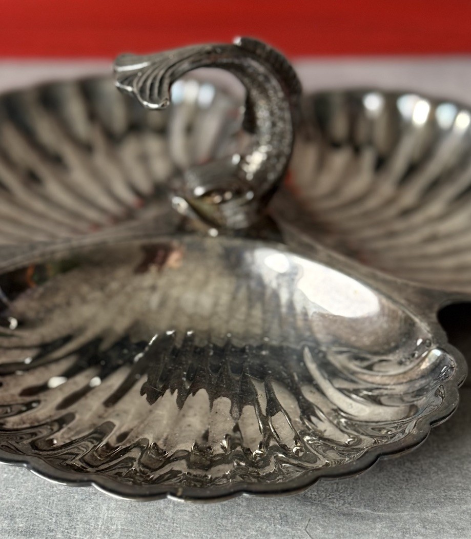 Silver Plated Three Scallop Shell Shaped Serving Dish Center Dolphin Handle