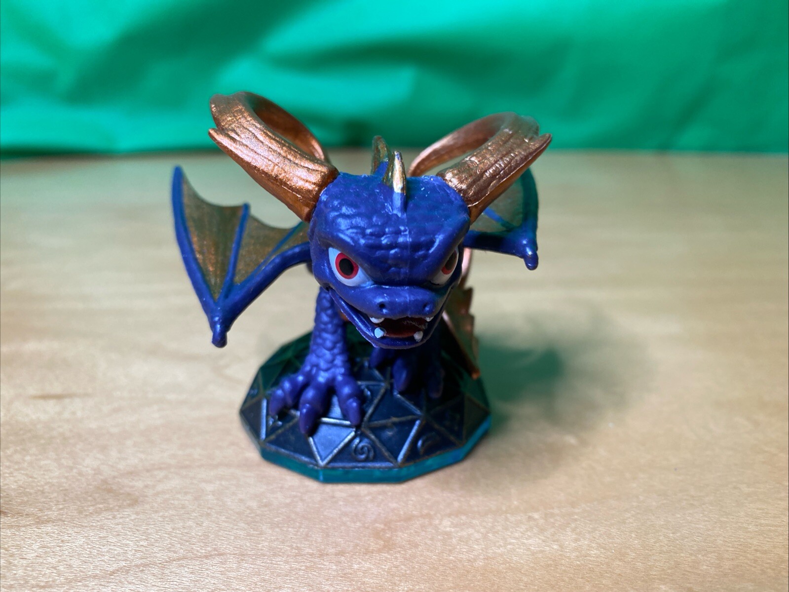 Skylanders Swap Force Mega Ram Spyro Figure Activision