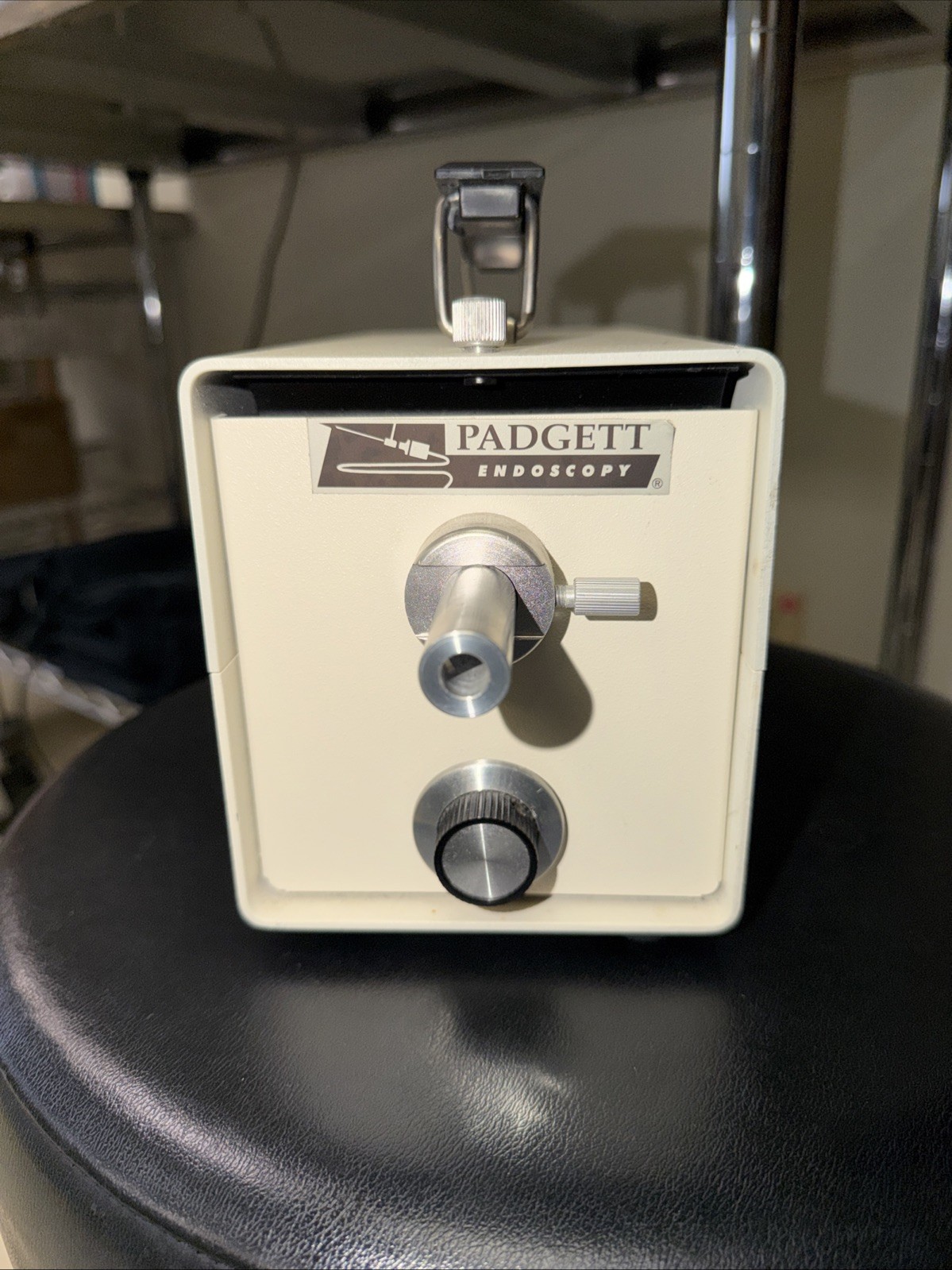 Padgett Light Source Model  FO-150