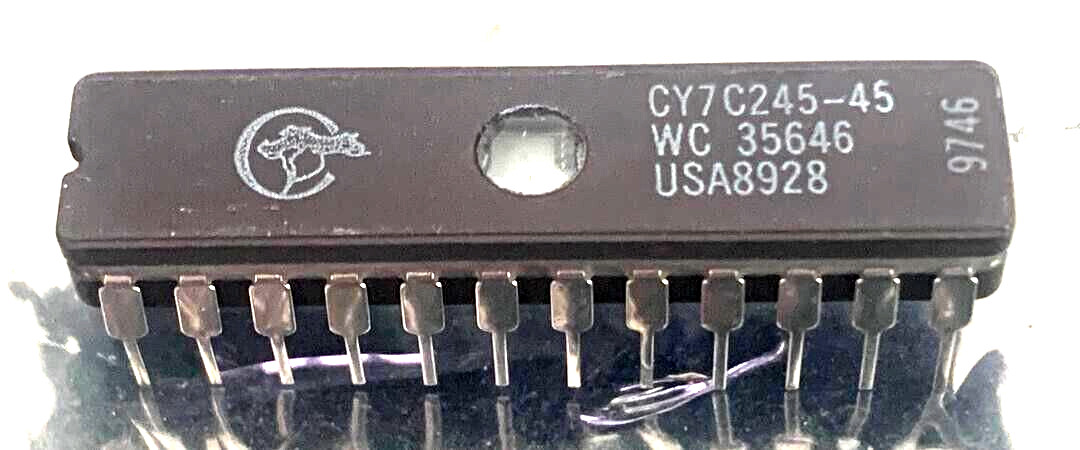 LOT OF 5 NEW CYPRESS CY7C245-45WC REPROGRAMMABLE 2048 X 8-BIT PROM IC's