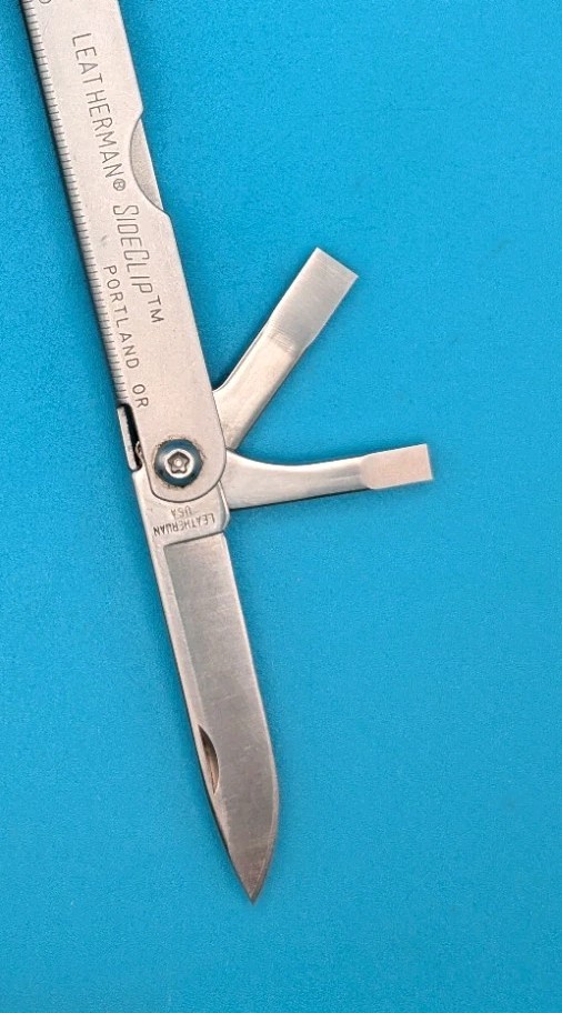 Leatherman SideClip Multi-Tool! With Sheath! 02/98 DATE STAMP! RARE!