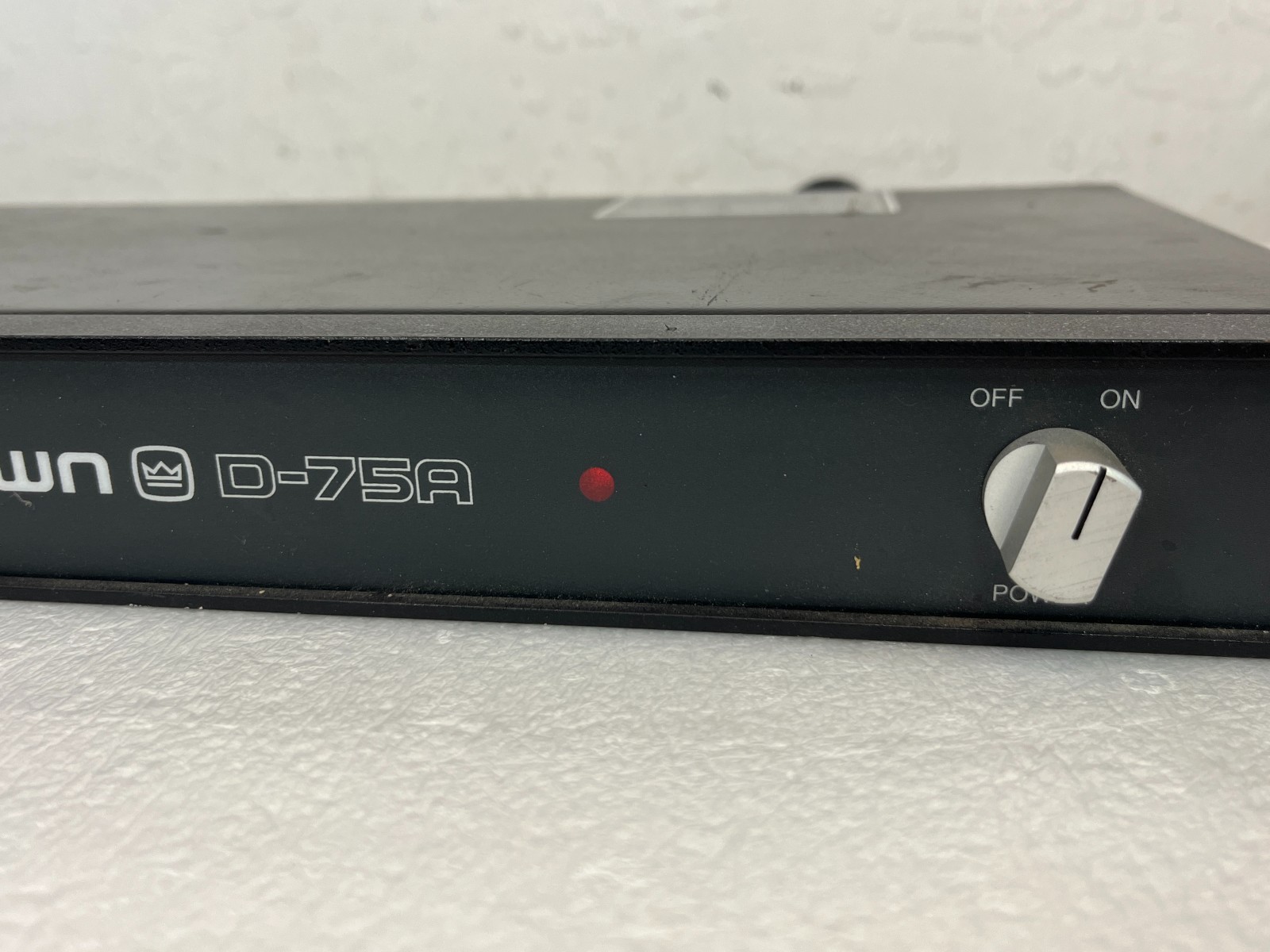 Crown D-75A Professional Stereo Power Amplifier 1U Rack Mount
