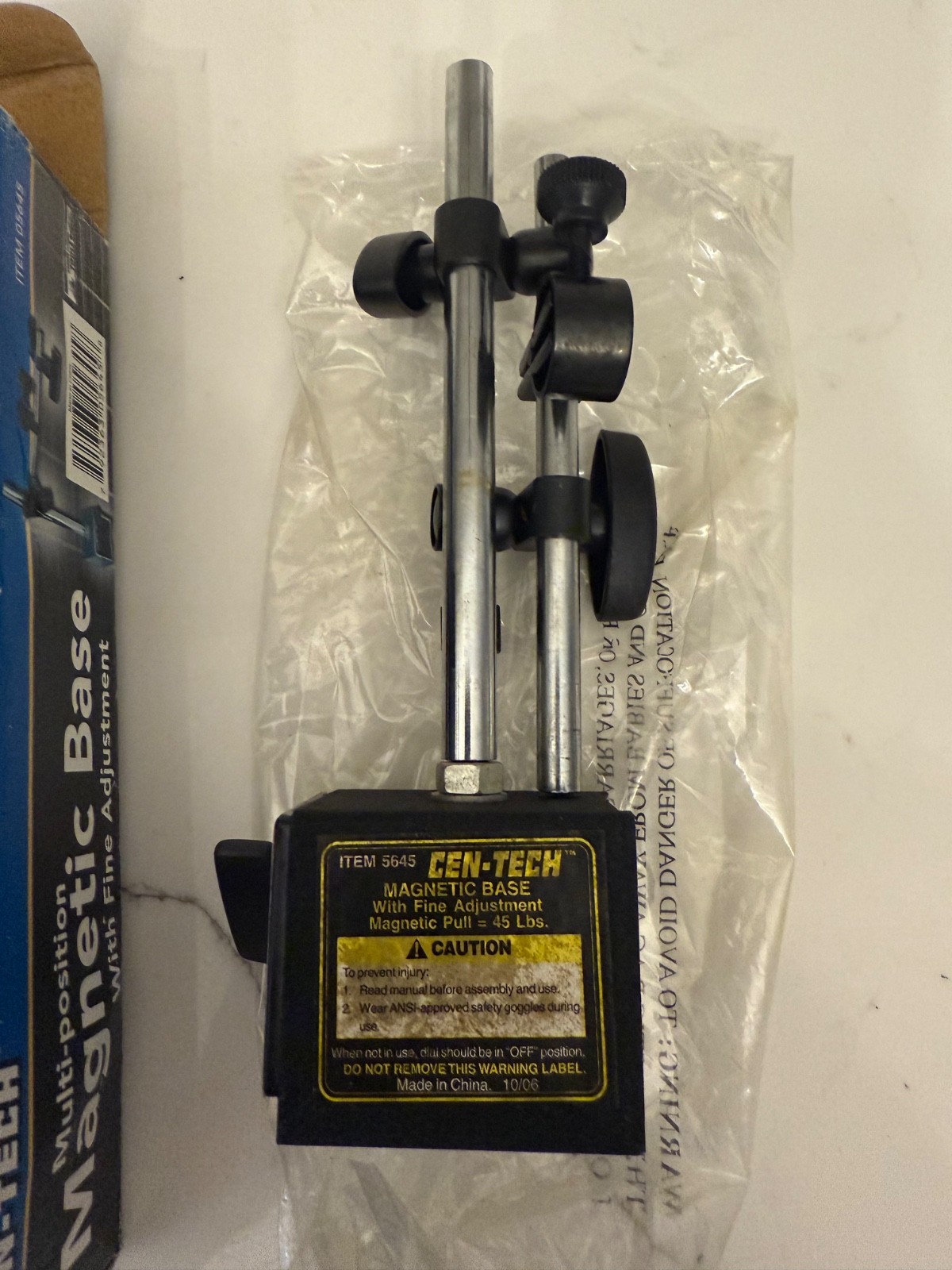 Cen-Tech Multi-Position Magnetic Base w/Fine Adjustment Item 05645
