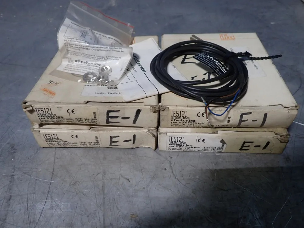IFM IE5121 LOT OF 4 PROXIMITY SENSOR   10251190350