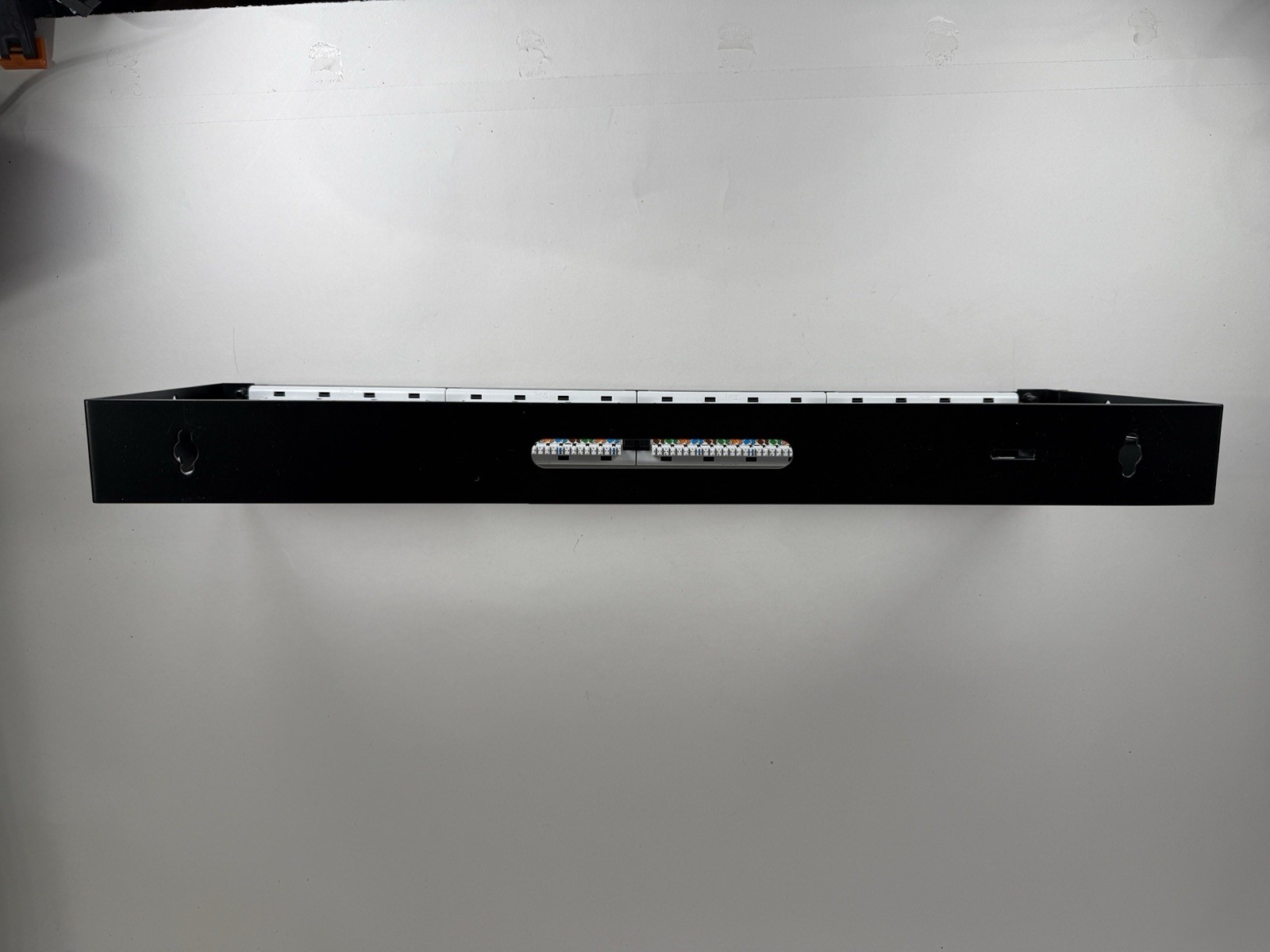 ICC ICCMHSB1RS 24 Pt Cat6 Patchpanel Black