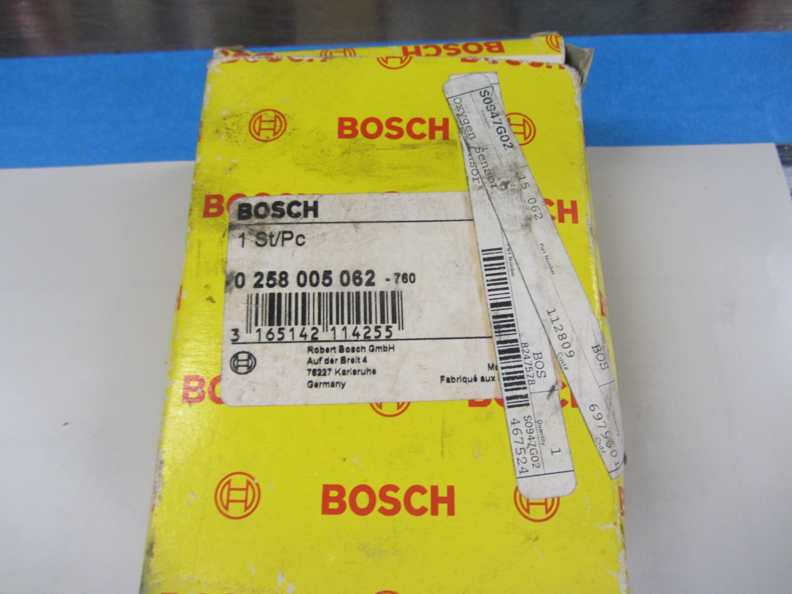 Vintage Volvo Bosch Oxygen Sensor, 9202720
