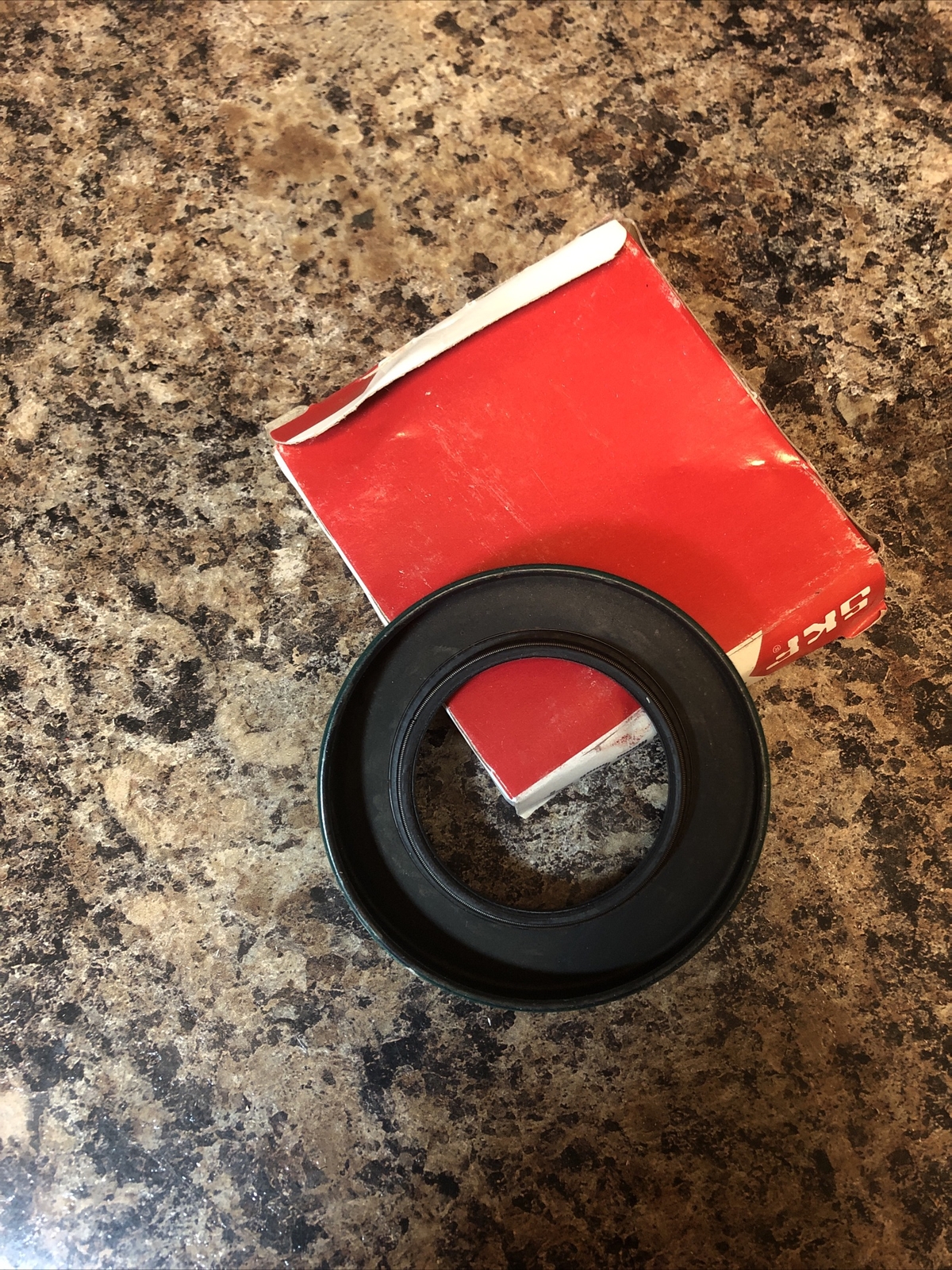 NOS SKF CR 18264 Oil Seal New In The Box! F+S!