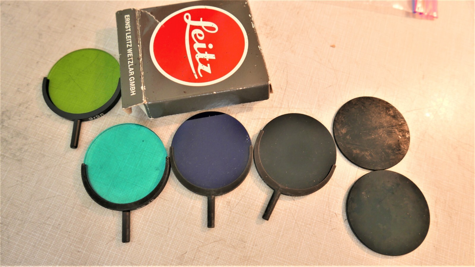 6 Leitz Lollipop Panchrome Gruen BG38 BG12 UG1 others Filters  50mm Lot 3