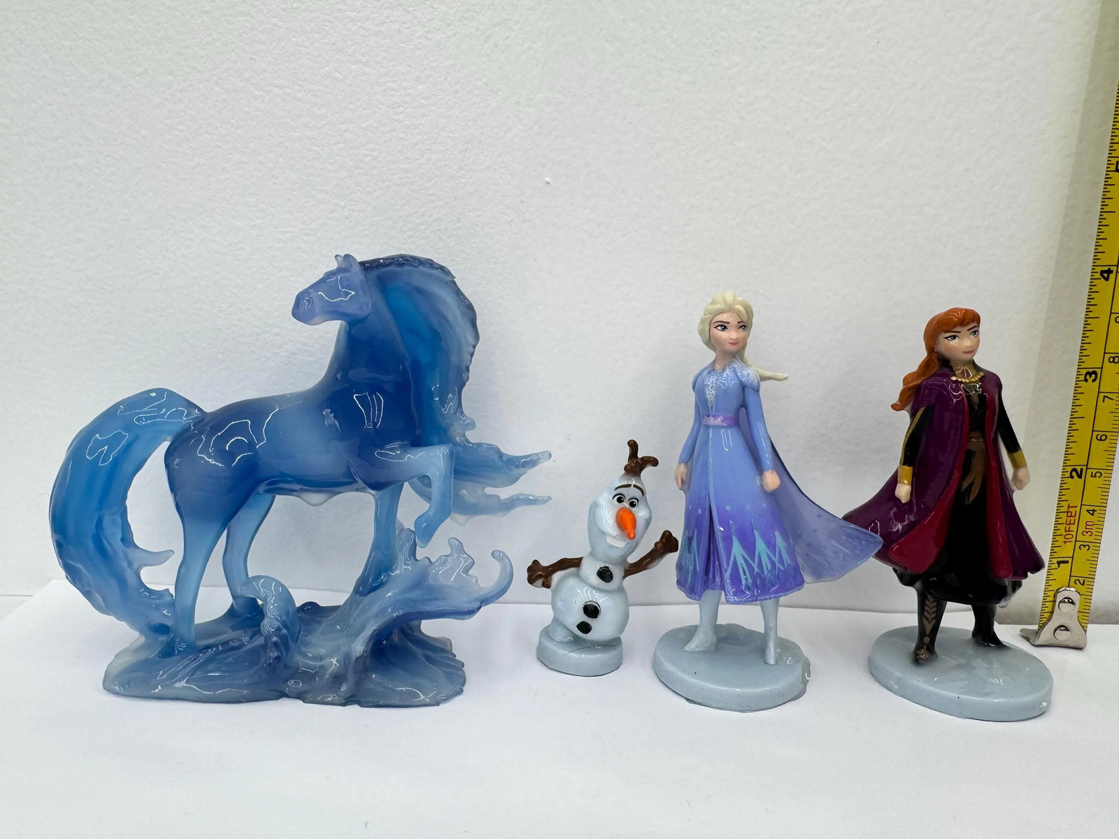 Frozen Complete Betta Set Tank & Characters Included