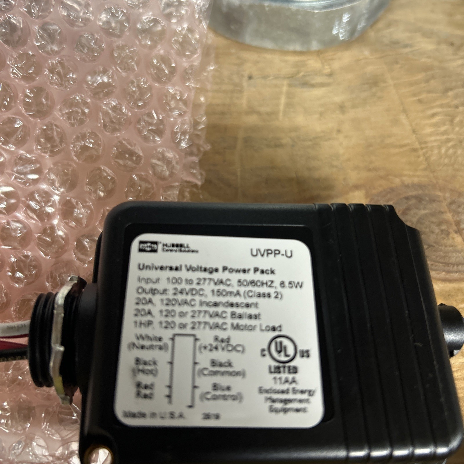 Hubbell UVPP-U Universal Voltage Power Pack