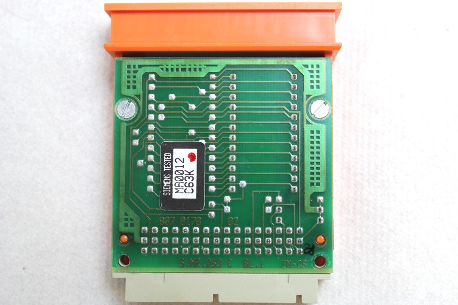 SIEMENS 6ES5910-0AA21 SIMATIC S5 -used-