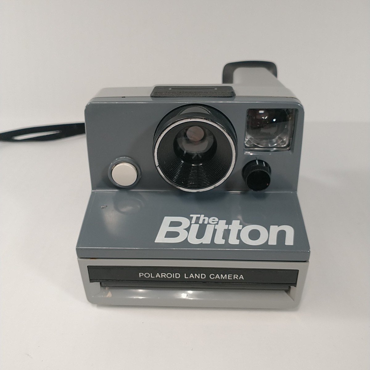 Polaroid The Button Instant Film Camera With Camera Case Tested