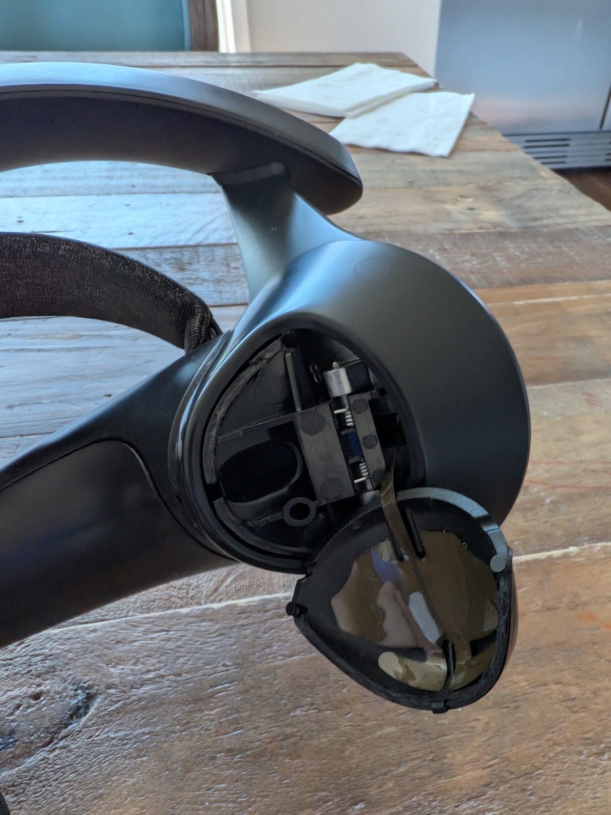 Valve Index Right Knuckles Controller - Parts/Repair broken trigger