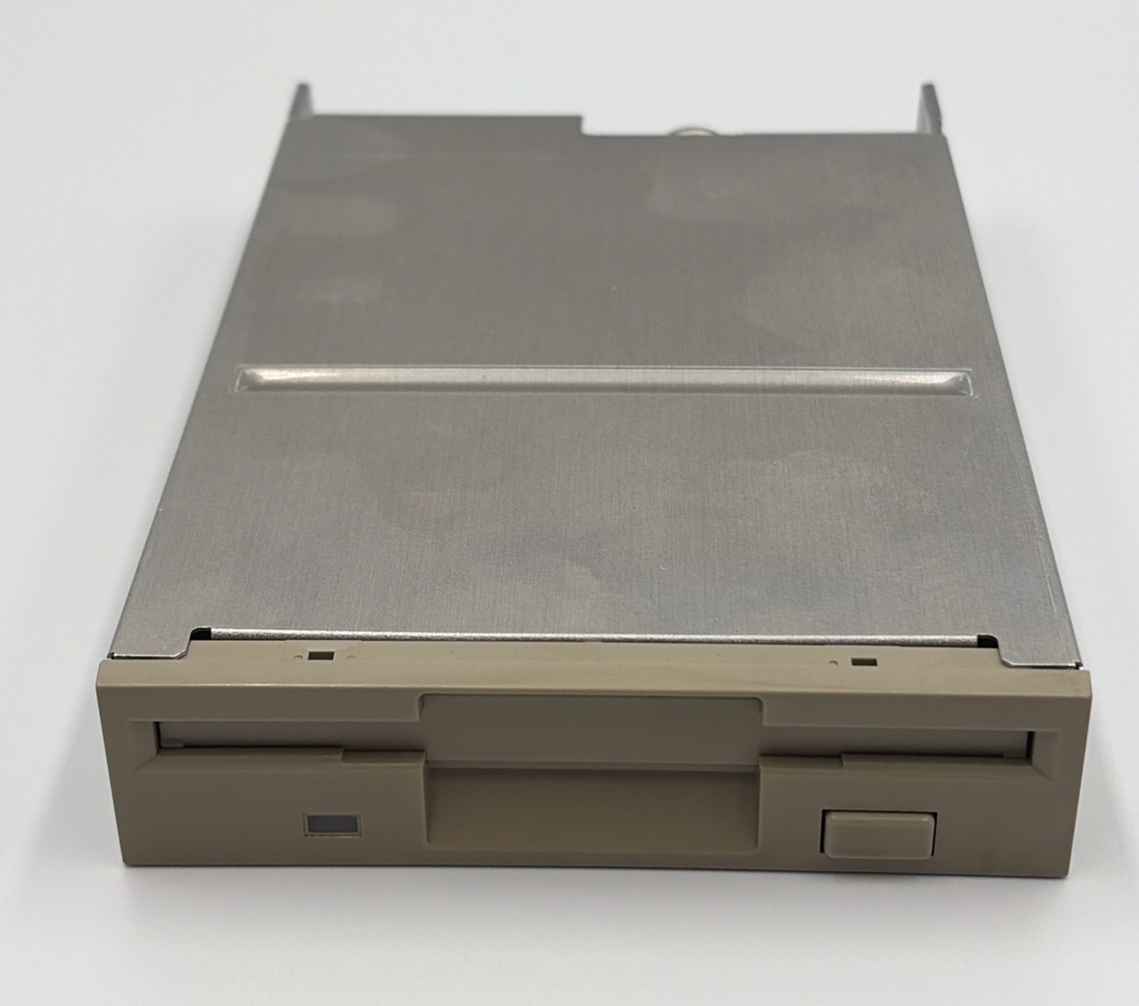 TEAC FD-235HF 3.5" Floppy Disk Drive 1.44MB Internal FDD 34-Pin Vintage PC.