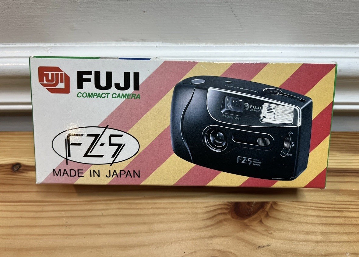 Unused Film Camera boxed - Fuji FZ-5 Point & Shoot