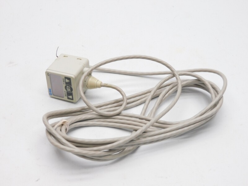 SMC ZSE40-01-22L 12-24VDC NSMP