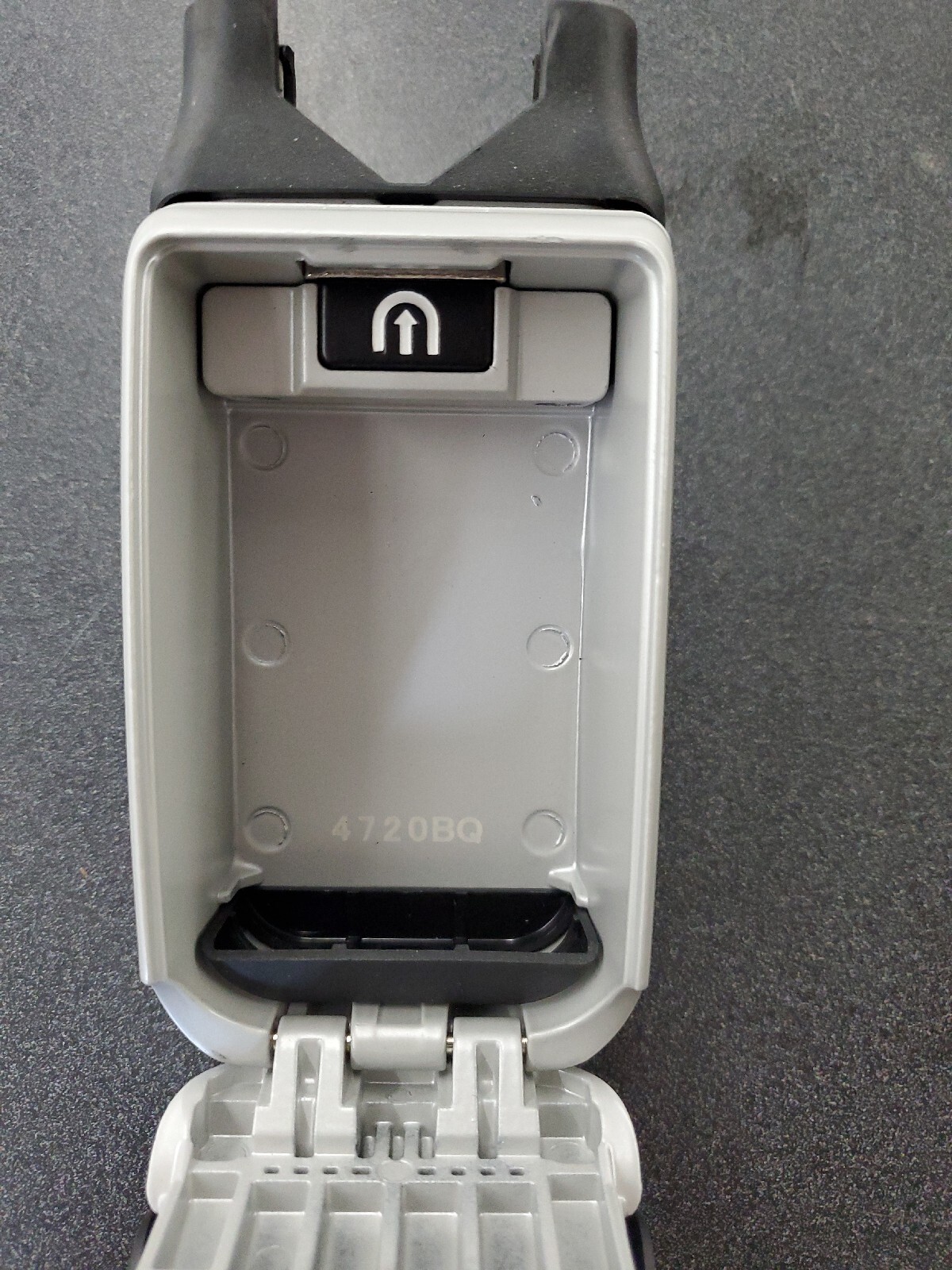 Master Lock, 4720BQ, With Lock Combination,