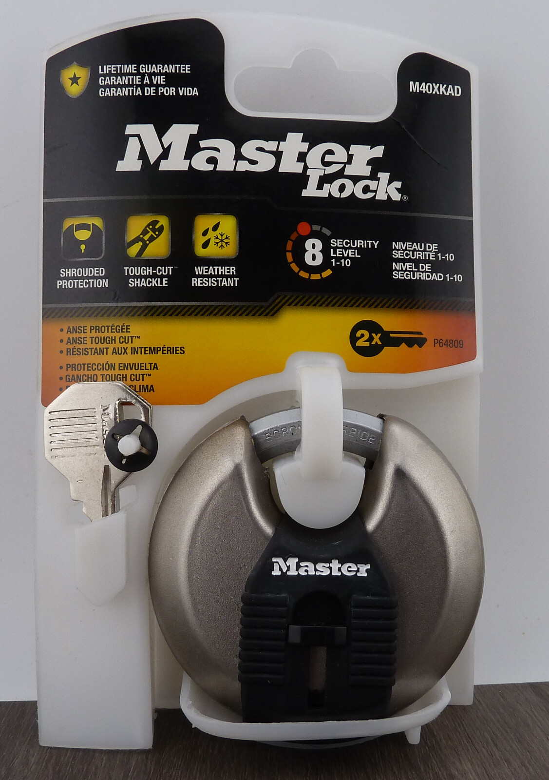 M40XKAD Master Lock Discus Padlock Magnum Max Security 2 Keys NEW IN PACKAGE