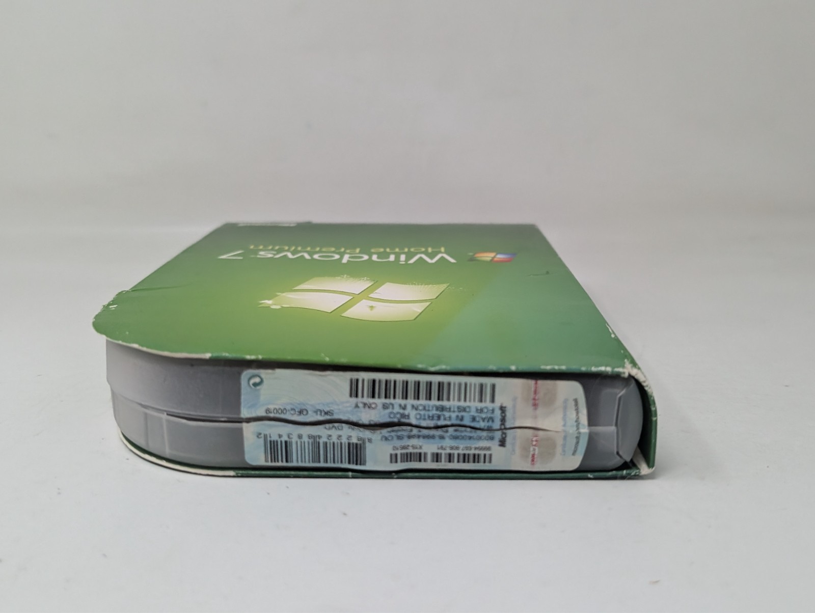 Microsoft Windows 7 Home Premium 32 Bit & 64 Bit DVDs Complete