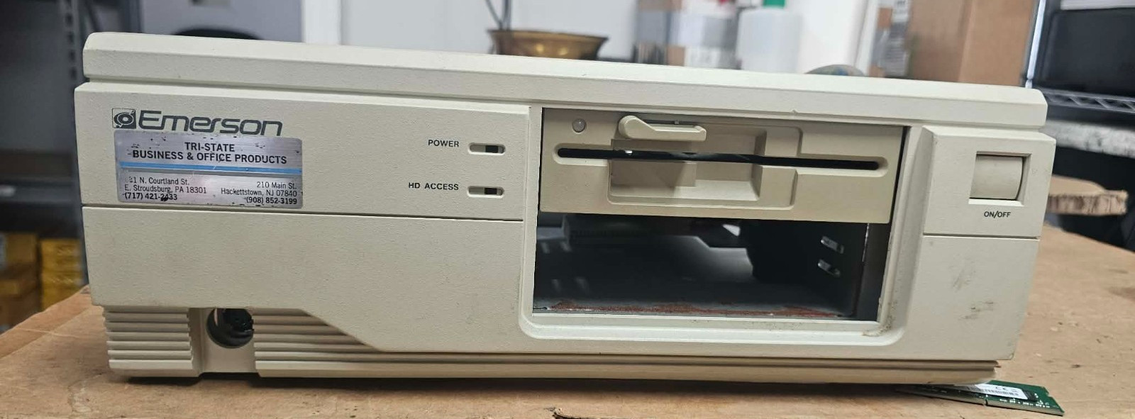Vintage Retro Gaming Cool Case Emerson 8088 Desktop Computer & Floppy Powers Up