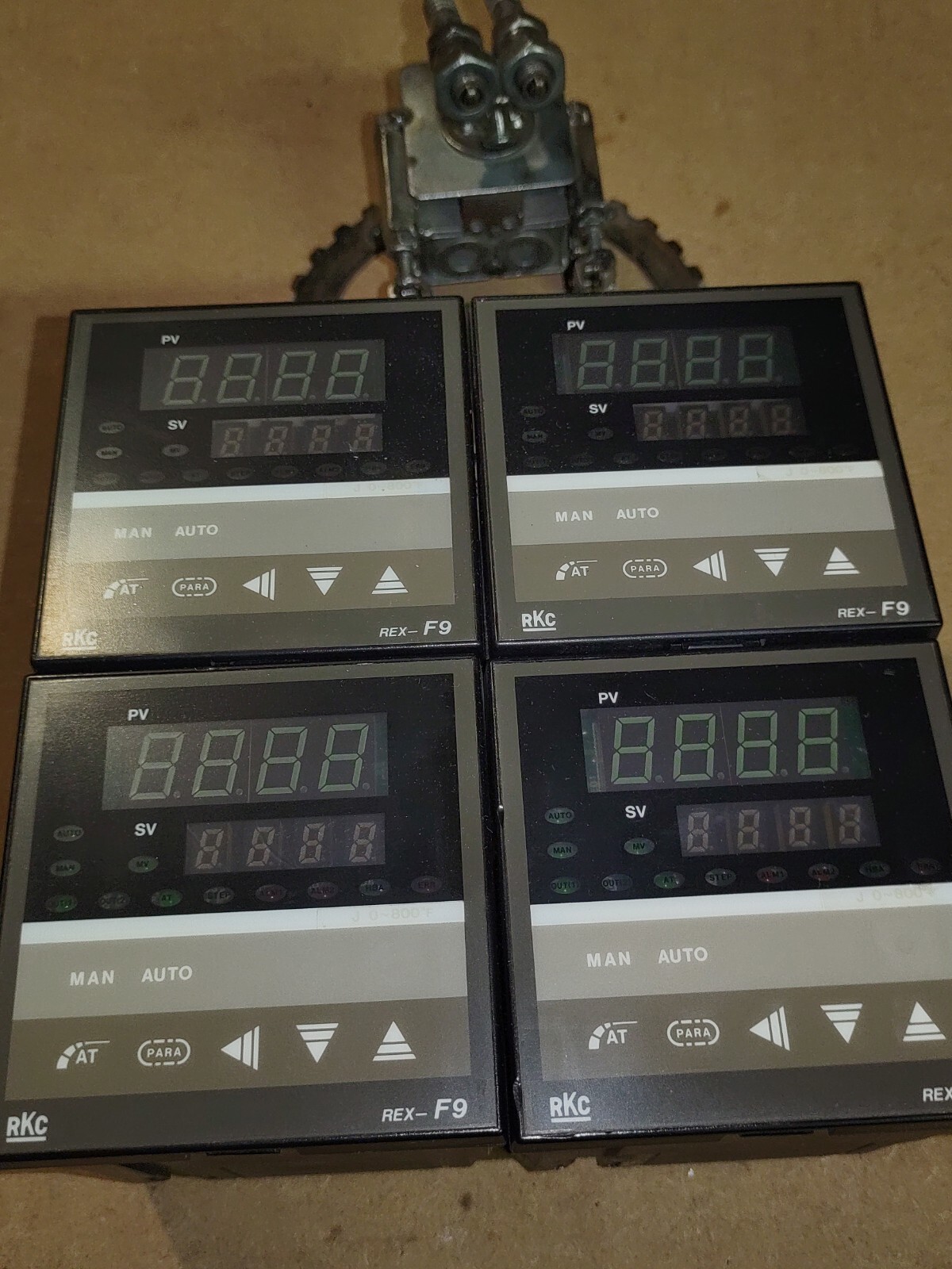 RKC Instrument Temperature Control REX-F9 Controller 92E07