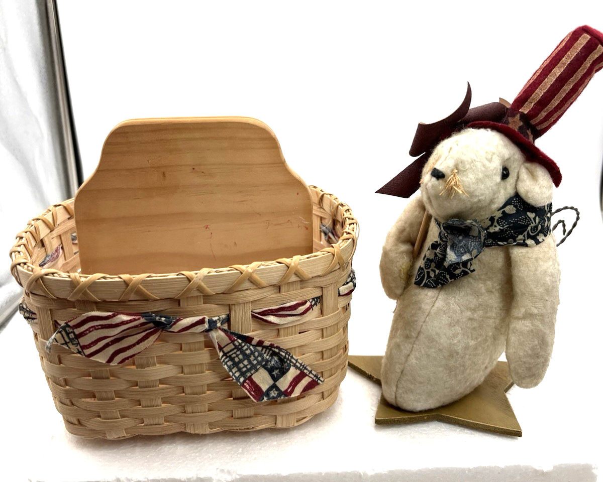 July 4th Napkin/ Utensil Basket and Mouse Dtressed Up for the July 4