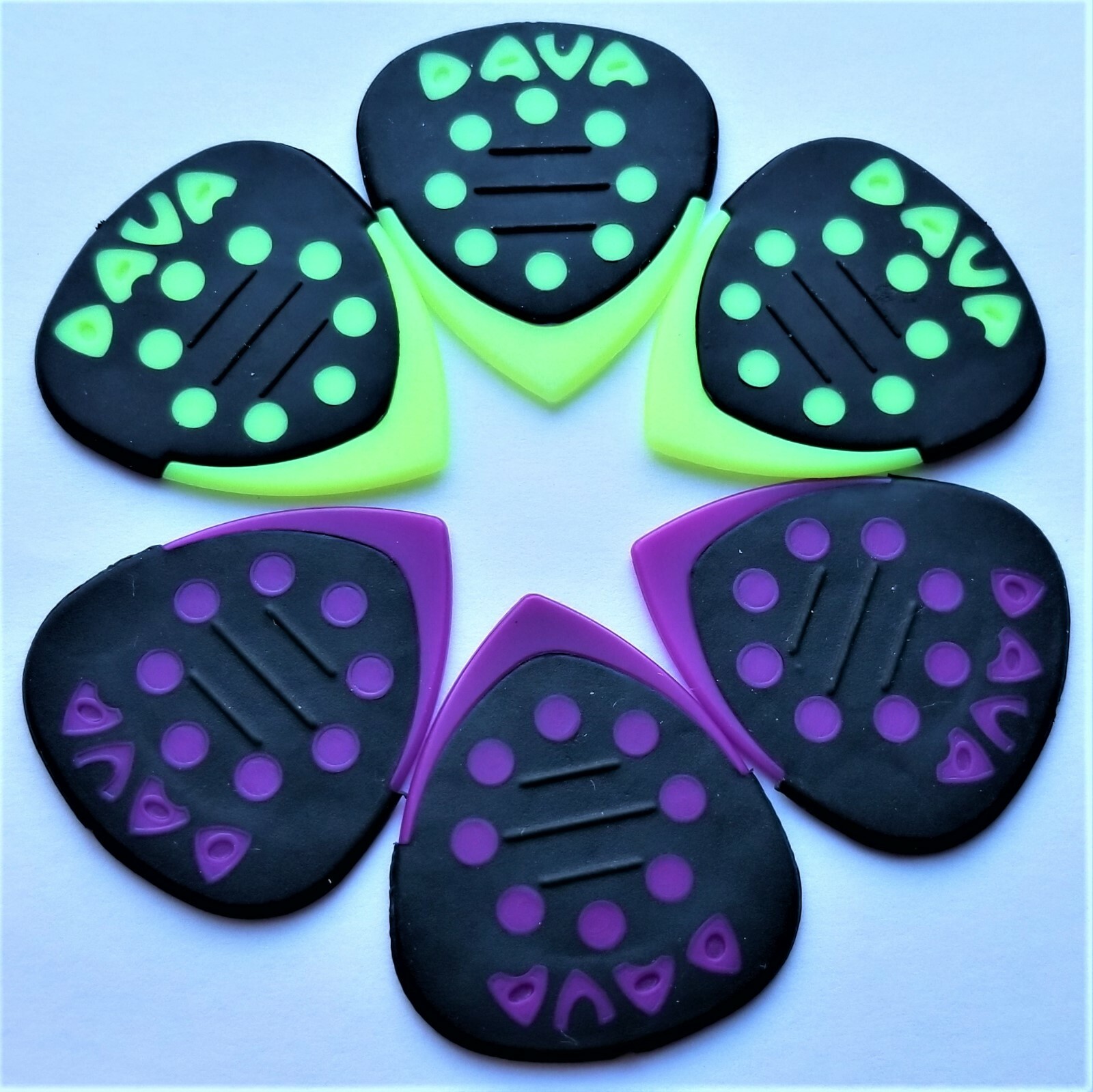 DAVA Control Guitar PICKS (nylon, Delrin) Reg size) 6 PACK -